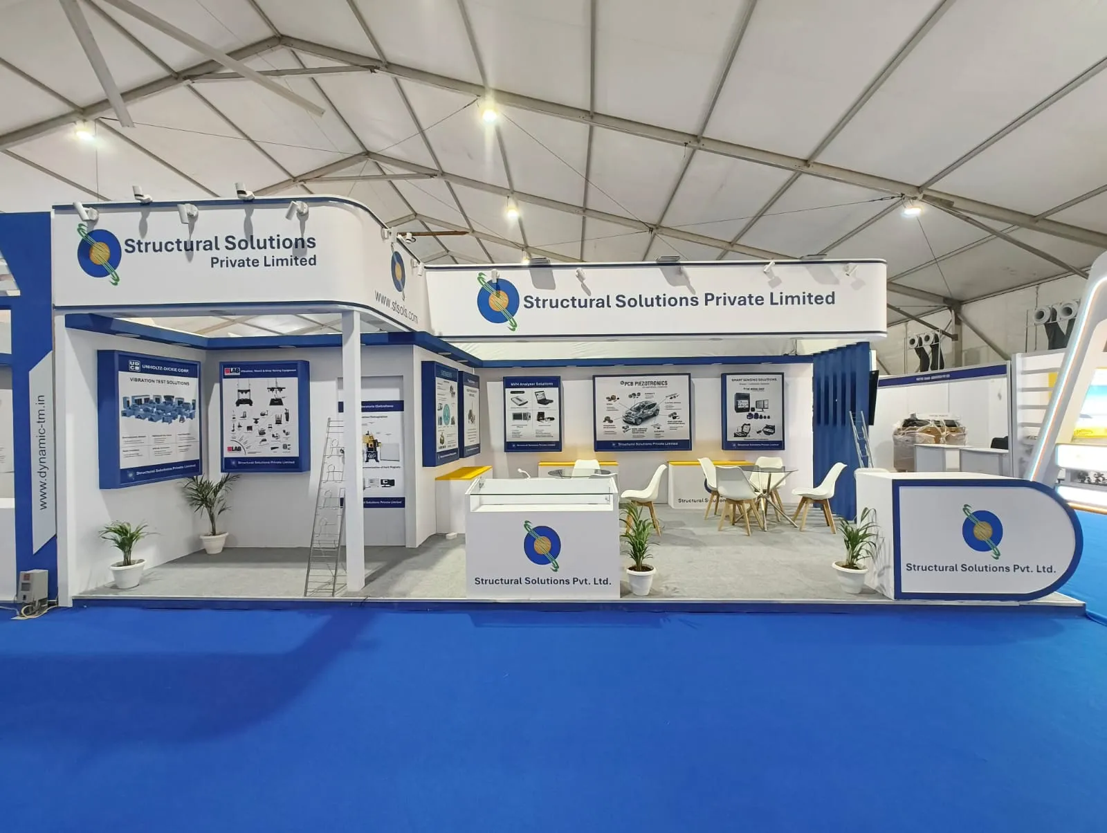 creative exhibition stall design